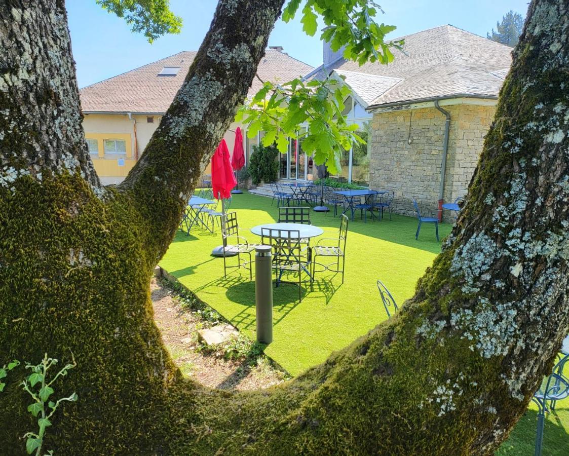Hotel Causse Comtal Rodez, The Originals Relais Gages-le-Haut Ngoại thất bức ảnh